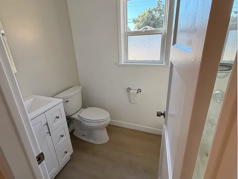 13247 Columbia Way #A — Photo 5