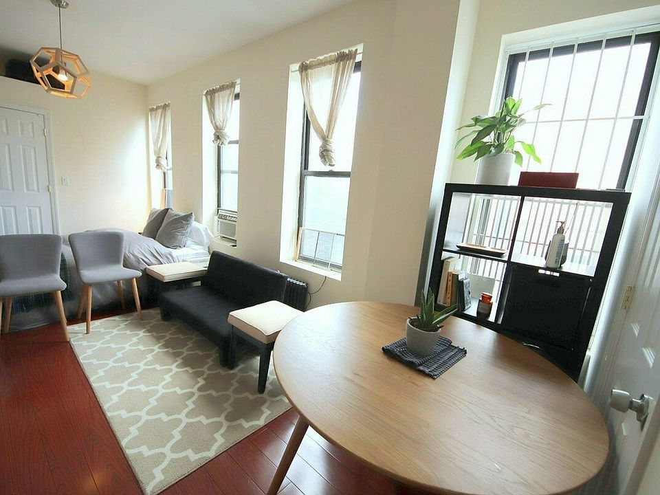 1st image of 18 1st Ave APT 20
