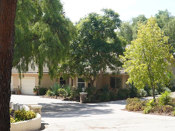 Monthly Furnished Rental in an Organic Lemon Orchard in Ventura County - One Hour Drive from LAX