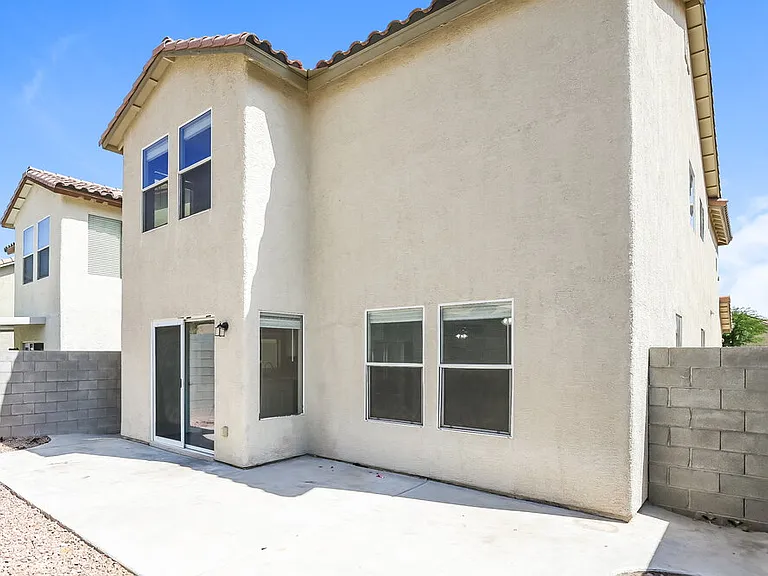 9790 Splendor Sky Ave — Photo 17