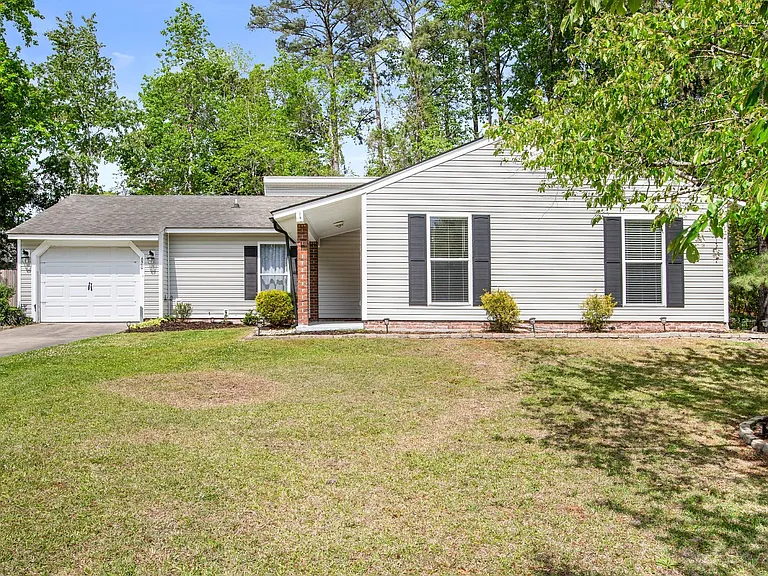 620 Shadowridge Rd — Photo 1