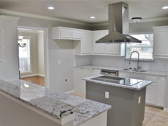 5th image of 2146 Westwood Ter
