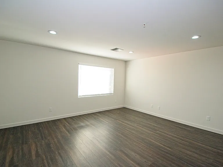 626 Valley Rd #202 — Photo 6