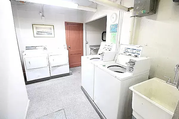 Rented by Luxor Homes & Investment Realty | media 36