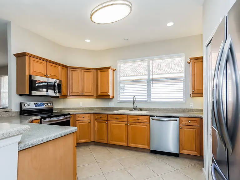 5805 Spanish Point Ct — Photo 6