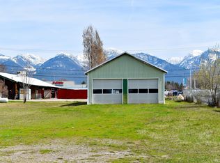 28 1st Ave SW, Ronan, MT 59864