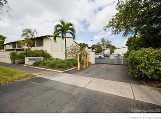 19428 NE 26th Ave APT 101A, Miami, FL 33180