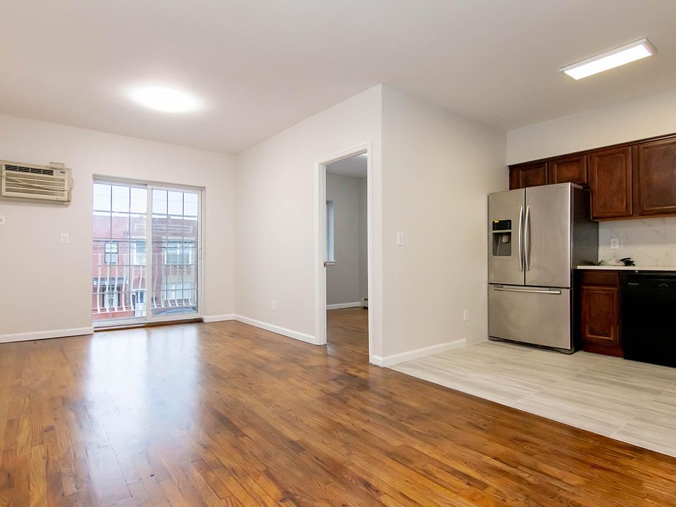 1st image of 182 Bay 47th St APT 2