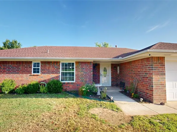 802 Jay Dr, Noble, OK 73068