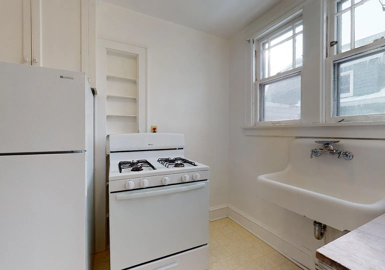1 bed, 1.0 bath, 650 sqft, $1,390 — Photo 3