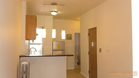 Rented by aptsandlofts.com