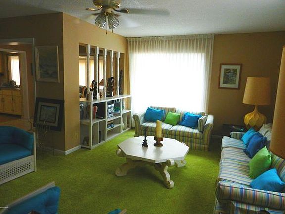 4th image of 22 Clark Ln