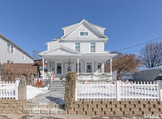 578 Beechmont Avenue, Bridgeport, CT 06606