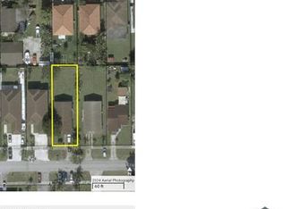 554 SW 4th St, Florida City, FL 33034