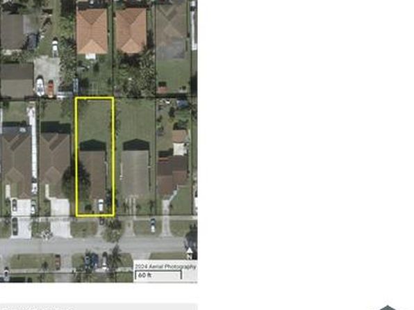 554 SW 4th St