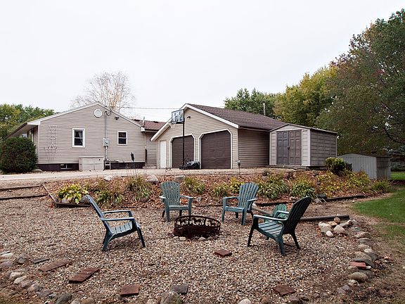 side yard