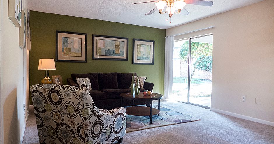 Willow Gardens Apartments | Lafayette, LA