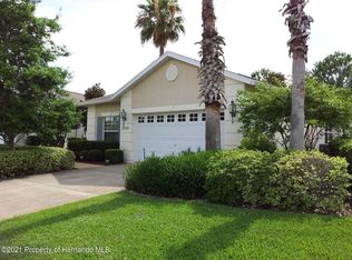 10101 Holly Berry Dr, Weeki Wachee, FL 34613