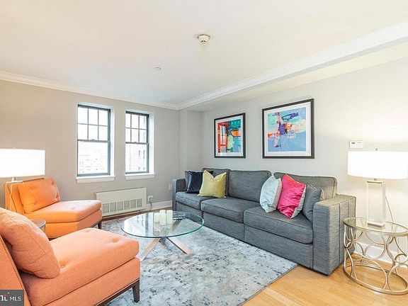 3rd image of 1701-15 Locust St Unit 1815