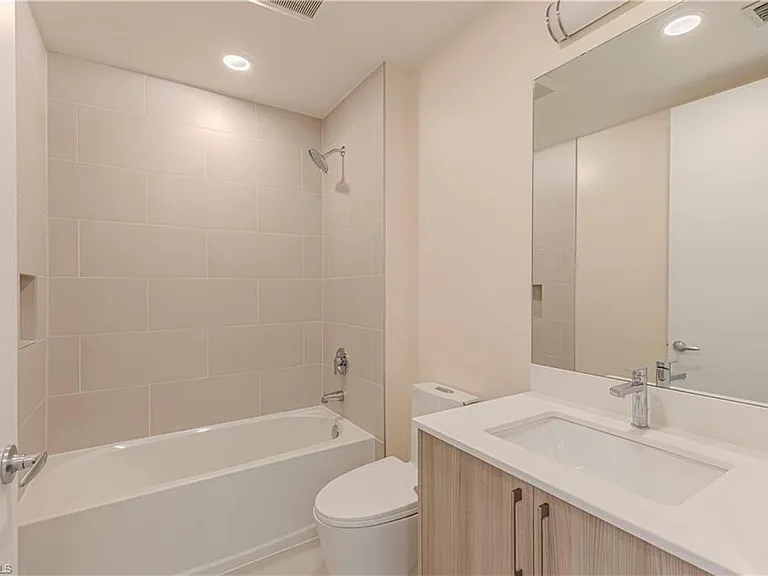 26610 Rosewood Pointe Dr #308 — Photo 10