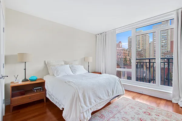 Rented by Compass | media 13