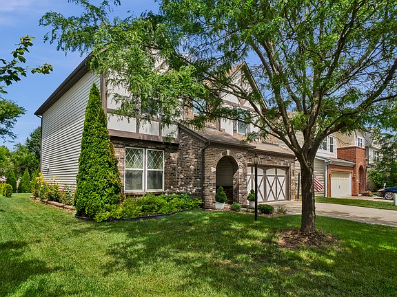 3rd image of 1975 Lakecrest Dr
