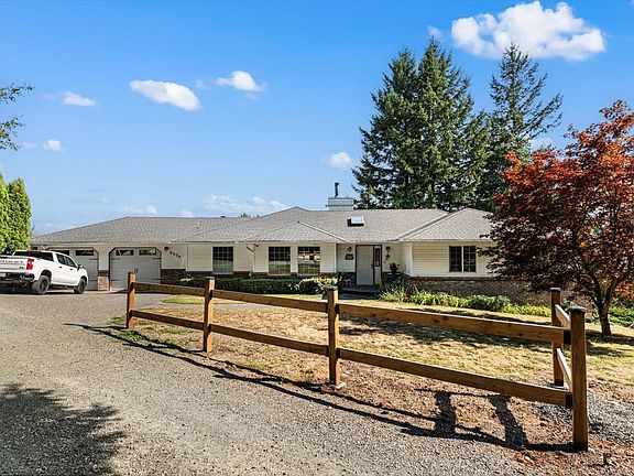 3rd image of 8570 Primrose Dr