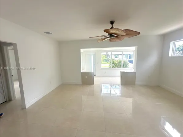 115 SE 2nd St #1, Dania, FL 33004