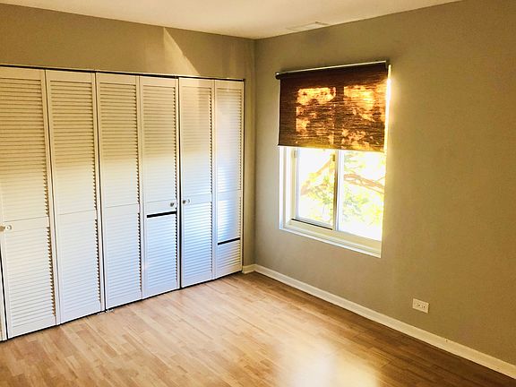 4th image of 900 Perrie Dr APT 302