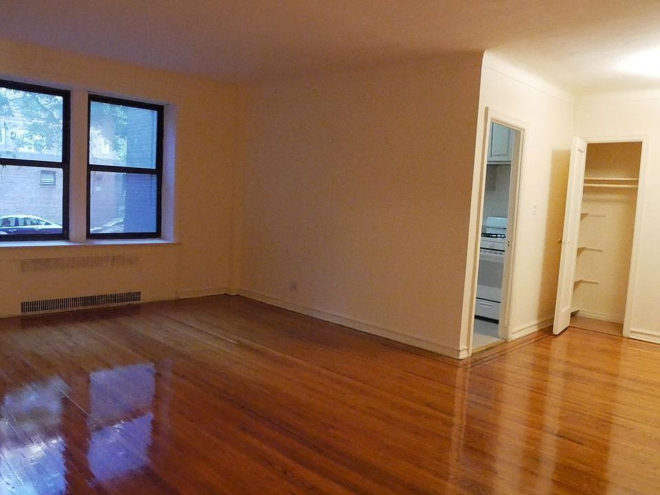 1st image of 3546 74th St APT 124
