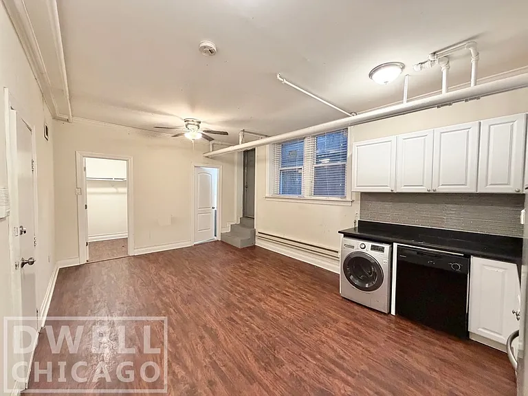 2131 N Dayton St #G3 — Photo 7