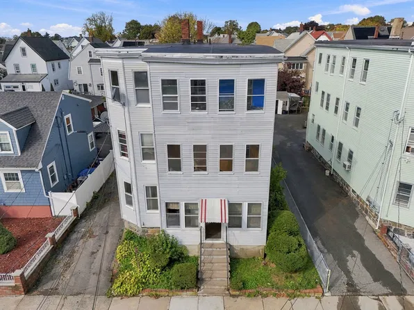 86 Francis St, Everett, MA 02149