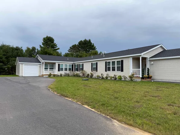 18-B Wildflower Lane #208-97-8-2, Plymouth, NH 03264