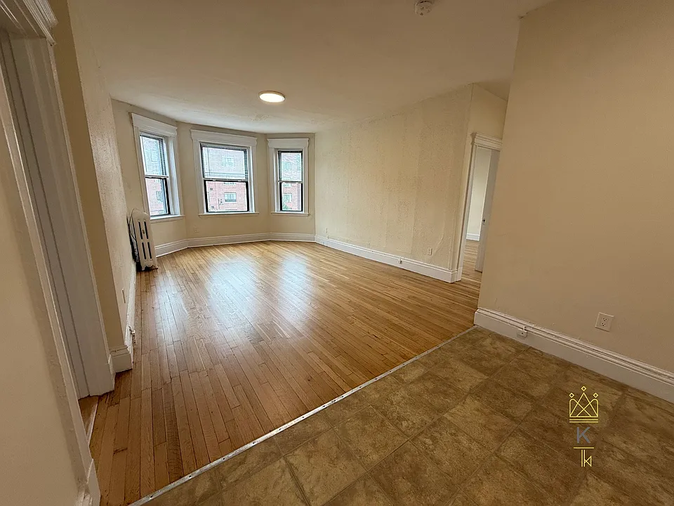 1957 Commonwealth Ave #5