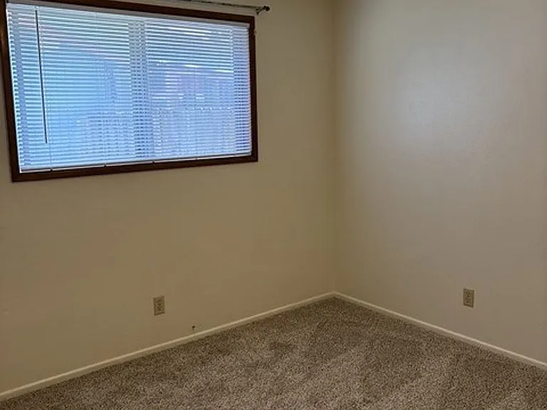 4836 Tanglewood Ct SE — Photo 9