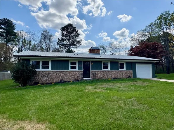 118 Lakeview Cir, Thomasville, NC 27360