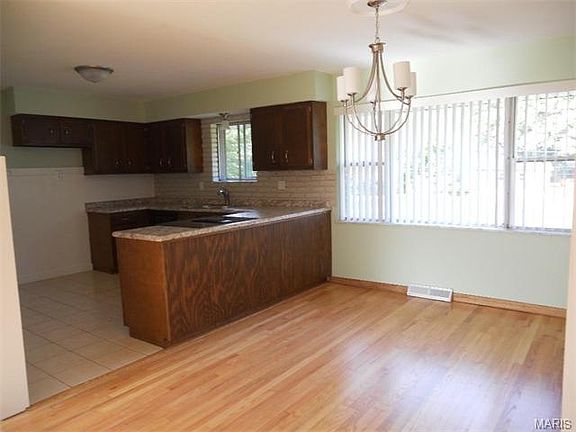 3rd image of 5115 Audjill Dr