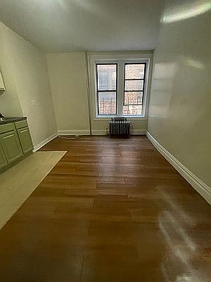 2nd image of 1727 Walton Ave APT 43A