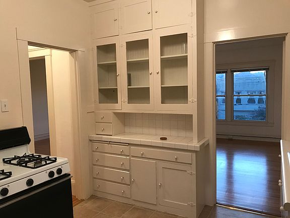 4th image of 465 Utah St APT 4