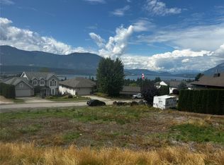 16 Saint St SE #870, Salmon Arm, BC V1E1P7