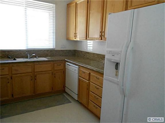 5th image of 2555 W Glen Ivy Ln