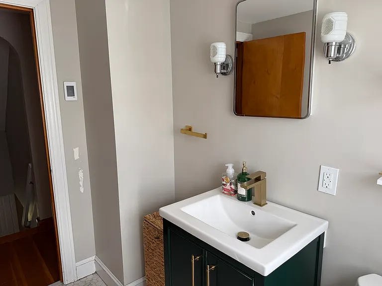 10 Darby St — Photo 17