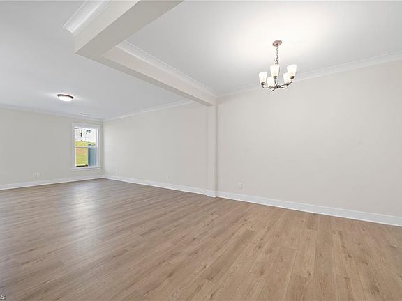 5th image of 1112 Summerhouse Way
