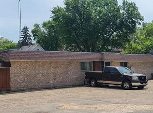 335 Rae Ln #3, Mayville, WI 53050