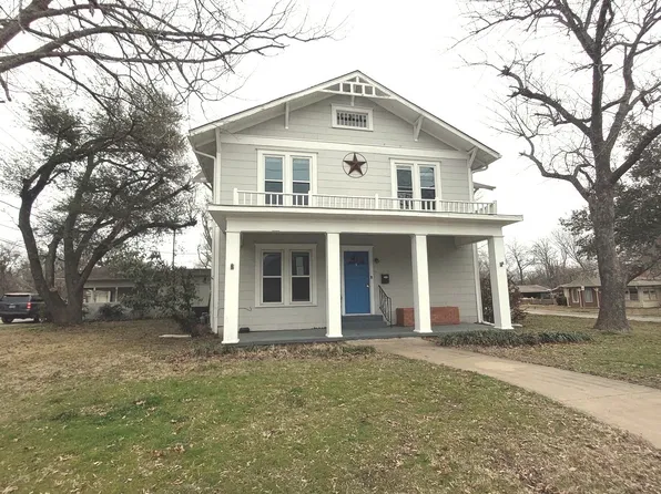 2402 Monroe St, Commerce, TX 75428