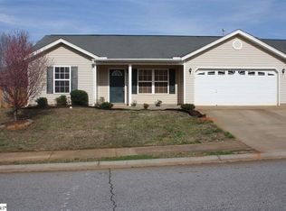 18 Laws Ln, Piedmont, SC 29673