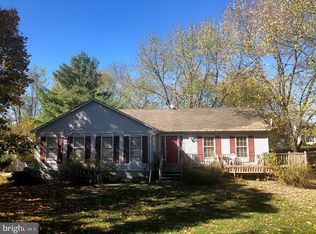 8375 Sunset Dr, Ellicott City, MD 21043