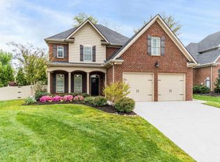 1102 Whisper Trace Ln, Knoxville, TN 37919