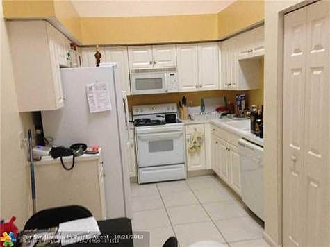 1st image of 3047 La Mirage Dr