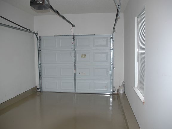 4th image of 705 Las Brasis Ct